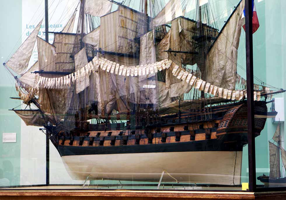 Modelo del navío Achille.