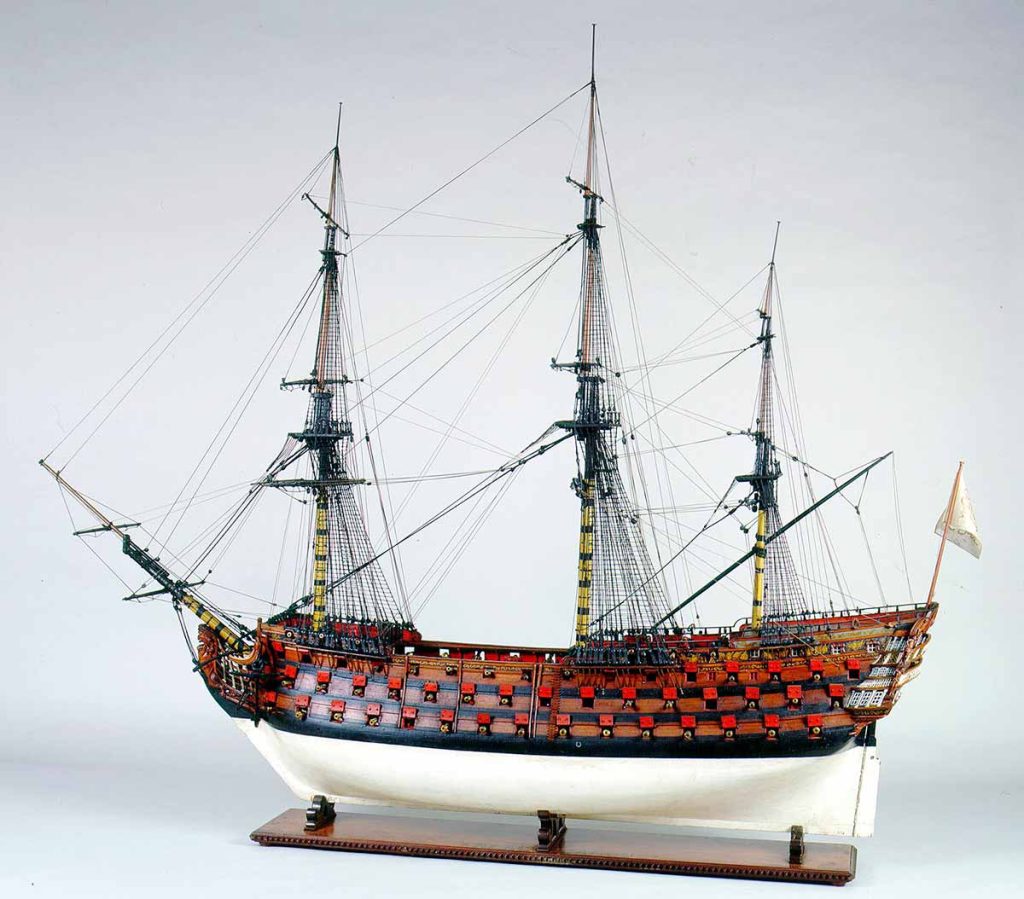 Vista de través del modelo del Santísima Trinidad. Fotografía del Museo Naval de Madrid.