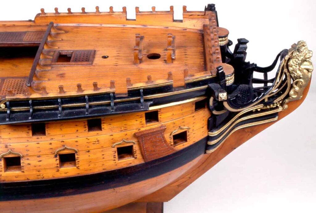 Proa del modelo de arsenal del navío San Vicente Ferrer. Imagen y modelo del Museo Naval de Madrid.