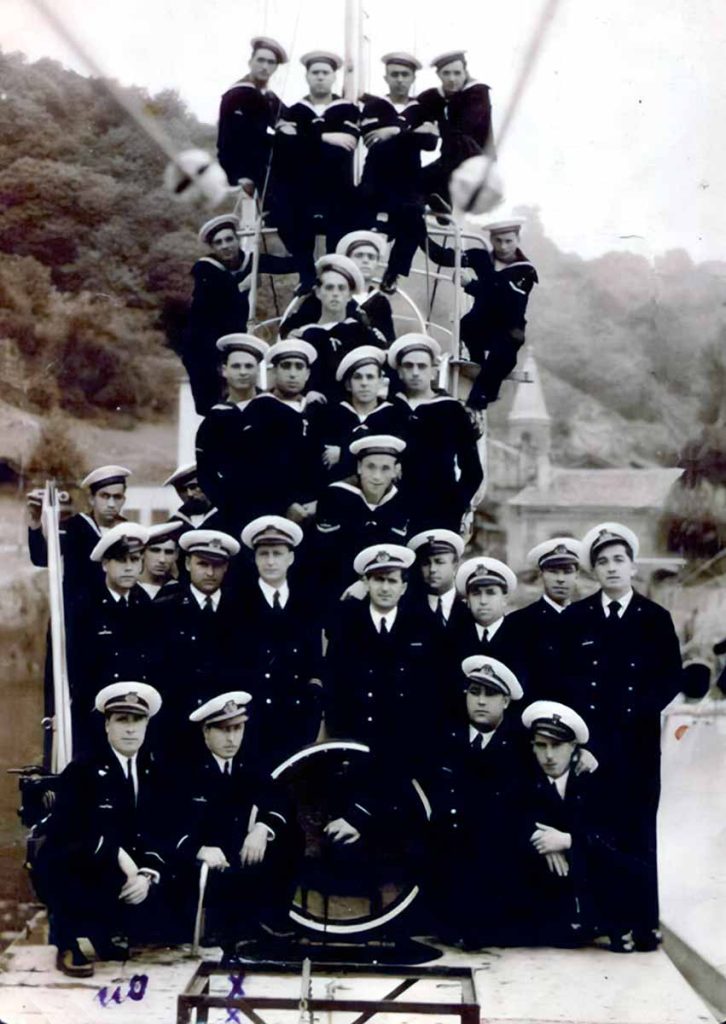 La tripulación del submarino C 3 en diciembre de 1935.